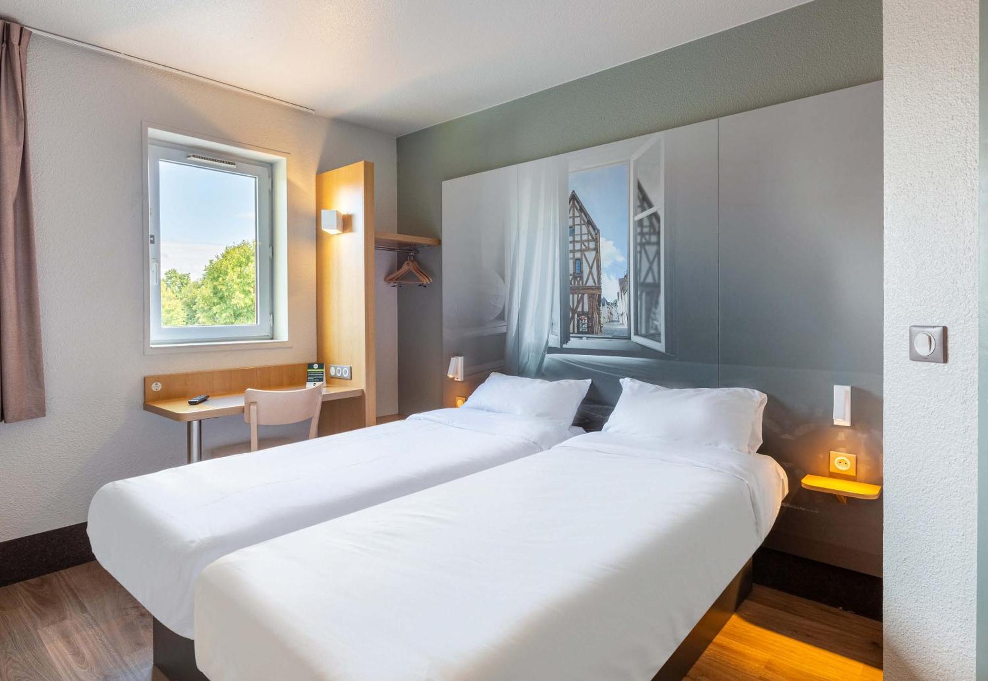 B&B Hotel Chartres Le Coudray 외부 사진