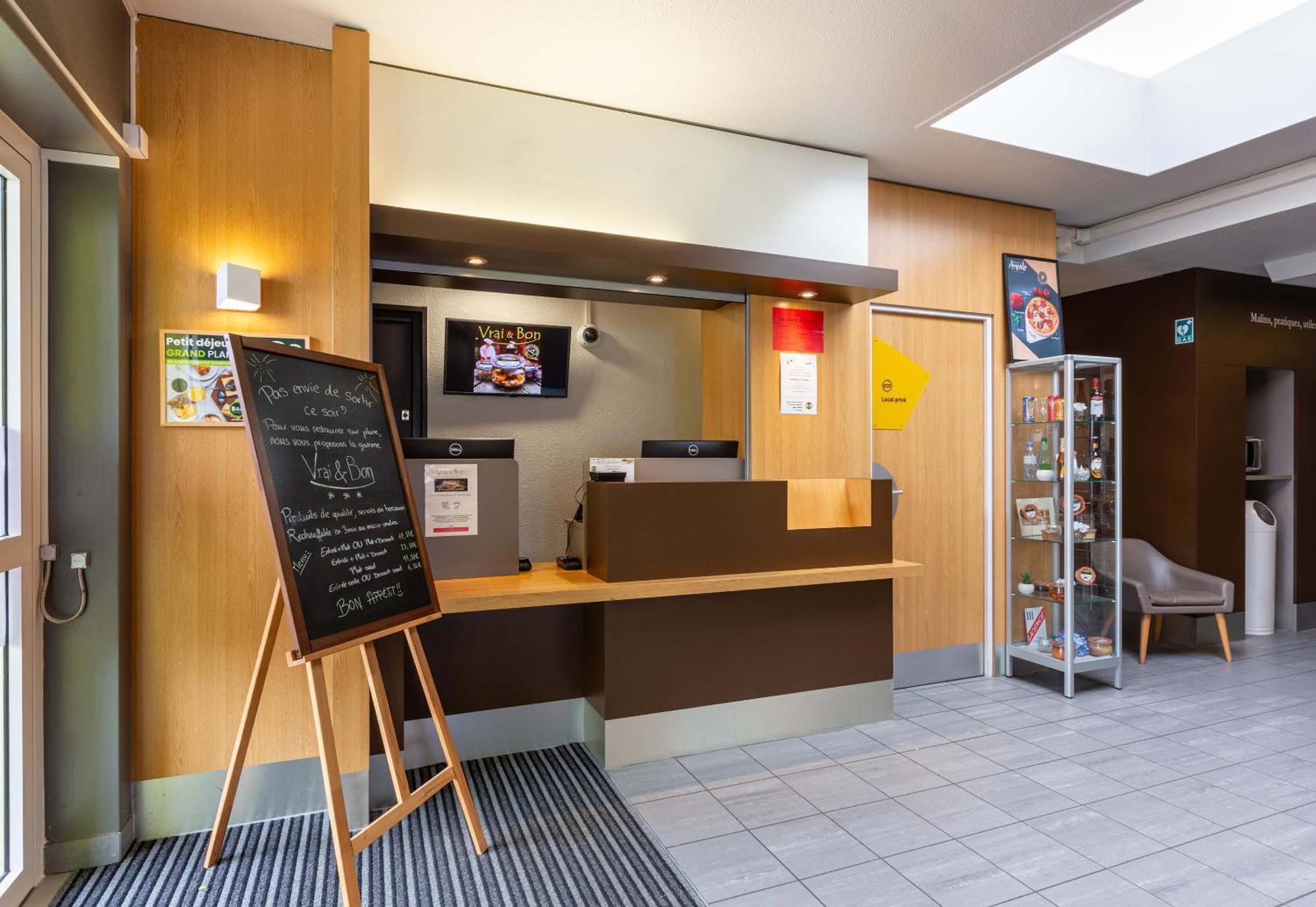 B&B Hotel Chartres Le Coudray 외부 사진