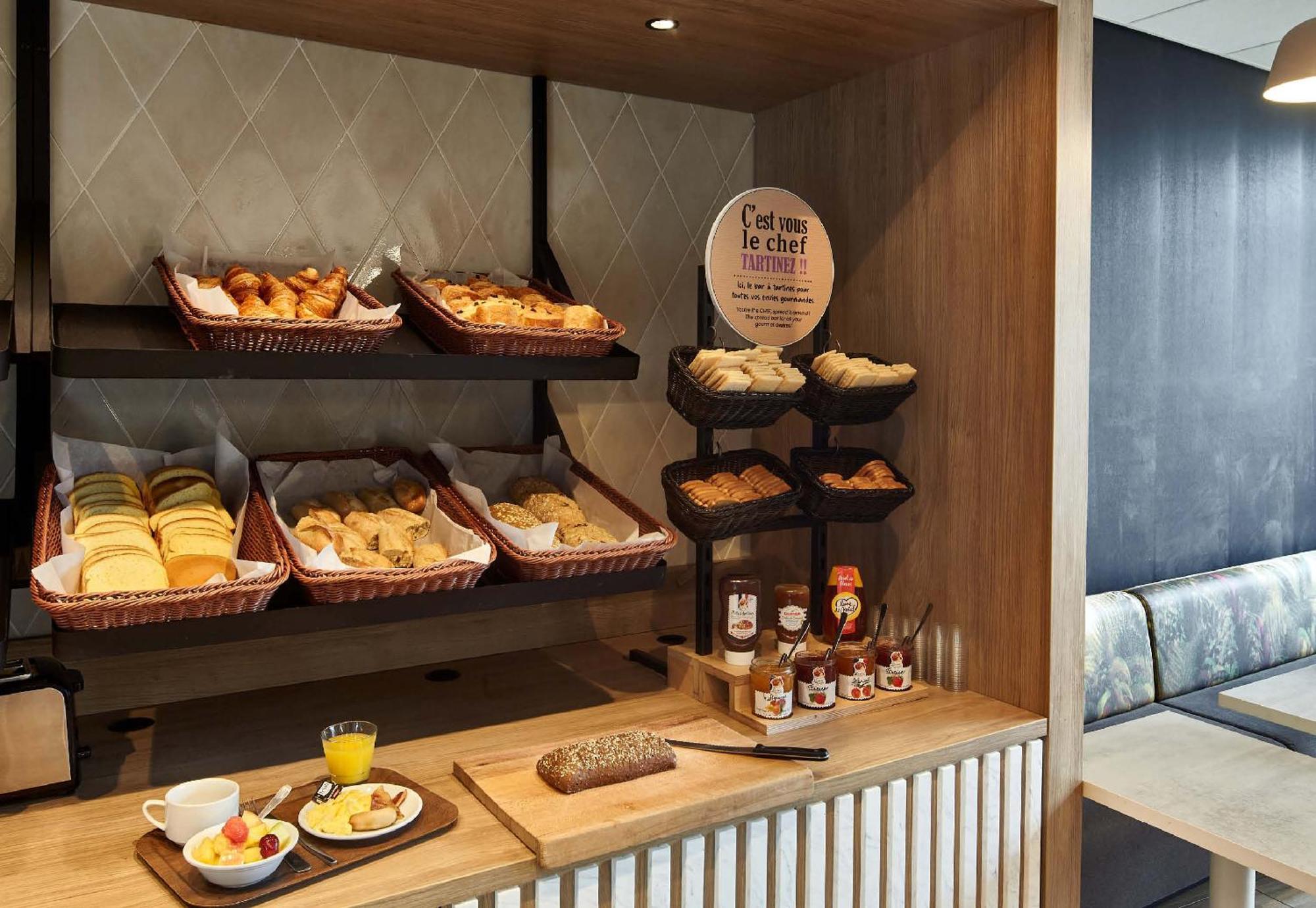 B&B Hotel Chartres Le Coudray 외부 사진